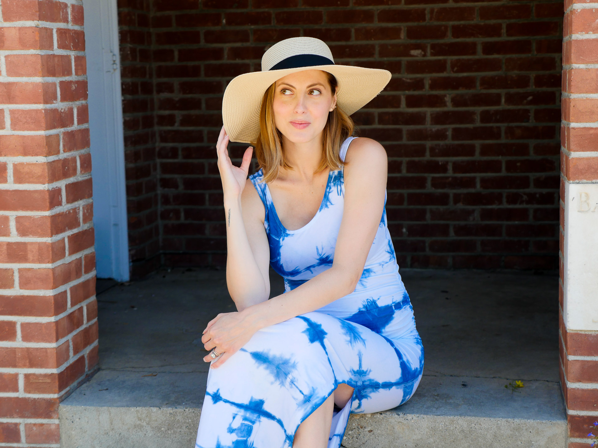 Blogger Eva Amurri shares an easy Shibori tie dye DIY