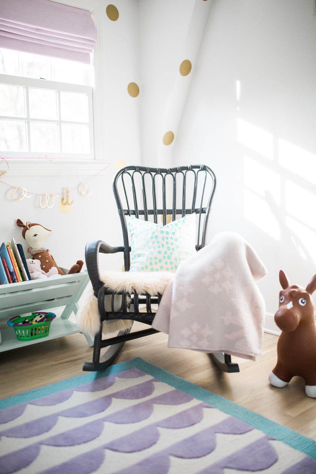 Marlowe Martino's bedroom, as designed by her mother Eva Amurri Martino of lifestyle and motherhood blog REZTT