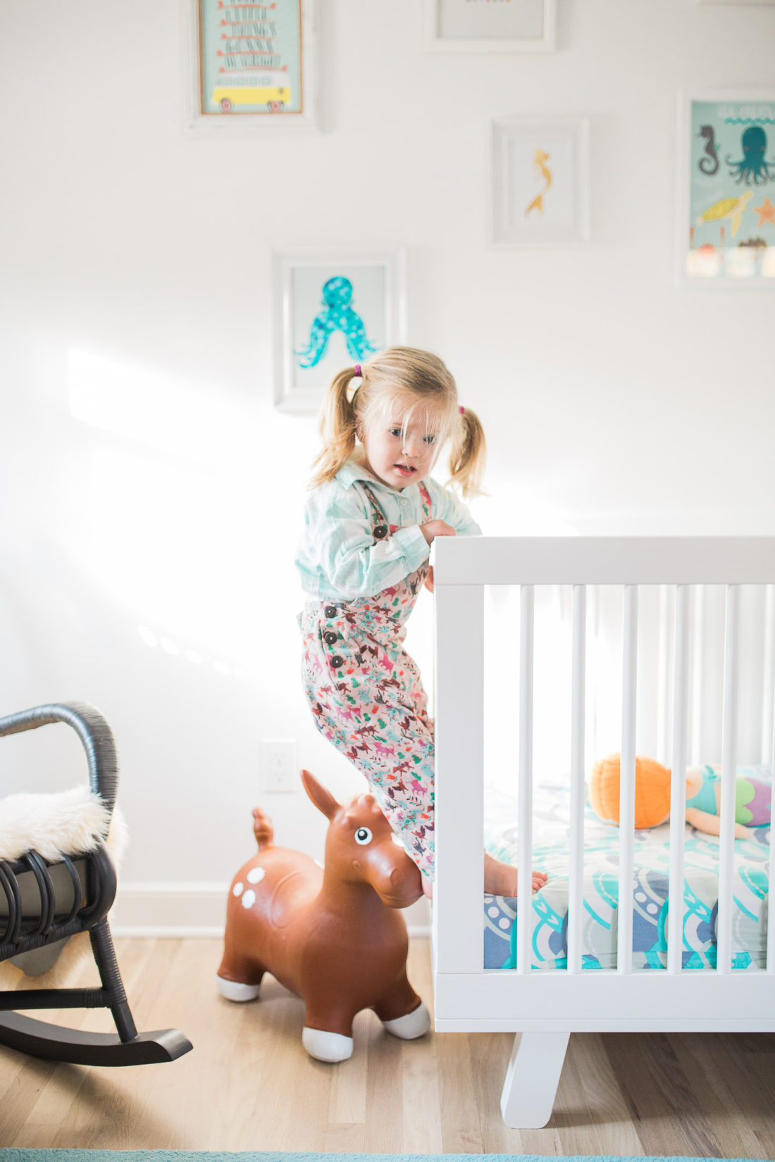 Marlowe Martino's bedroom, as designed by her mother Eva Amurri Martino of lifestyle and motherhood blog REZTT