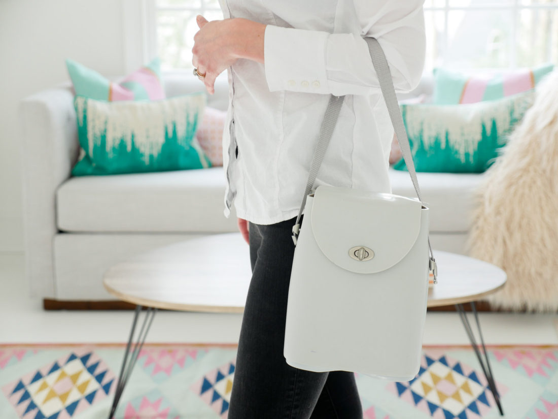 Eva Amurri Martino pictured with the Naya Breastpump light grey pumping case
