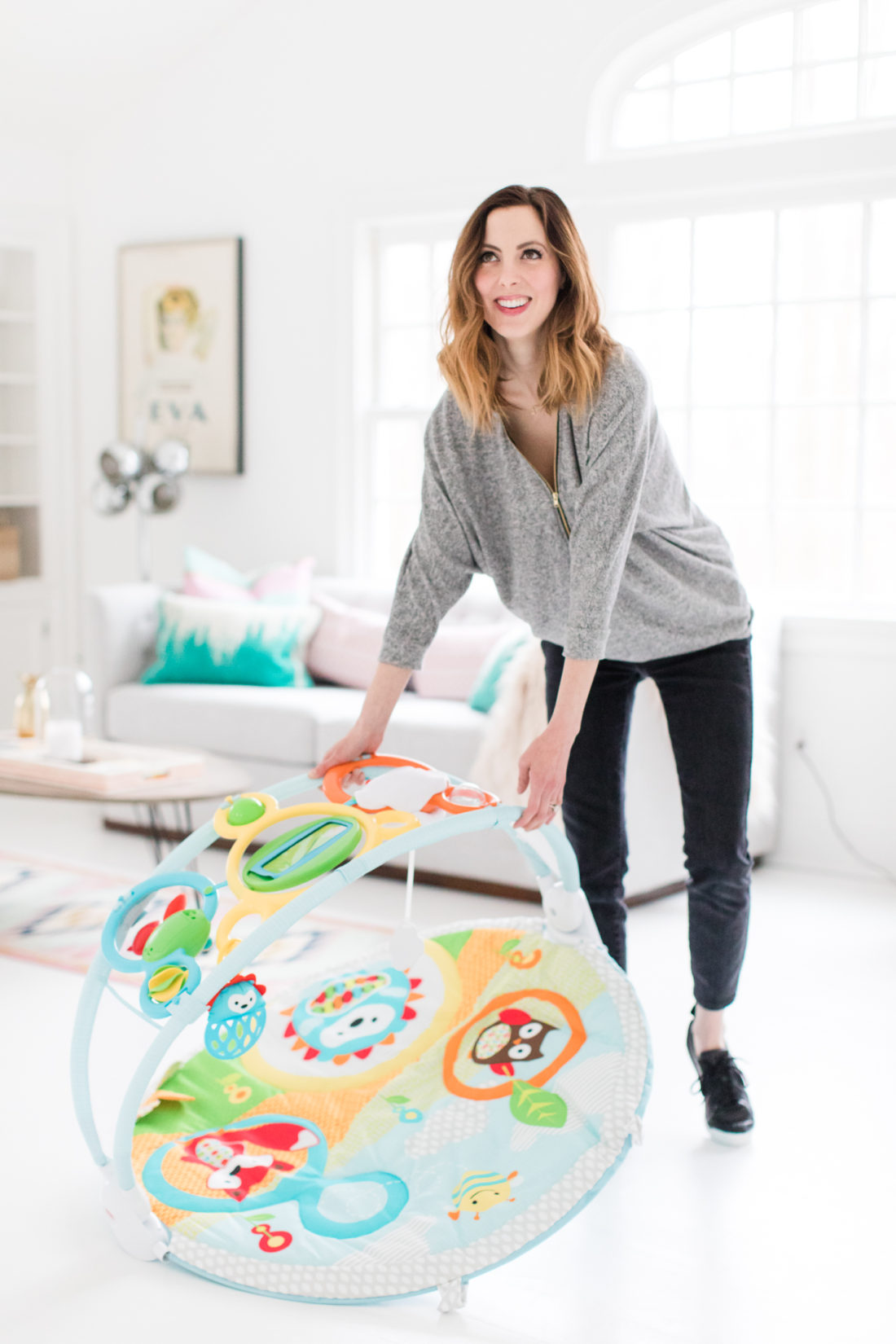 Eva Amurri Martino of lifestyle and Motherhood blog REZTT sets up a play area in her home studio