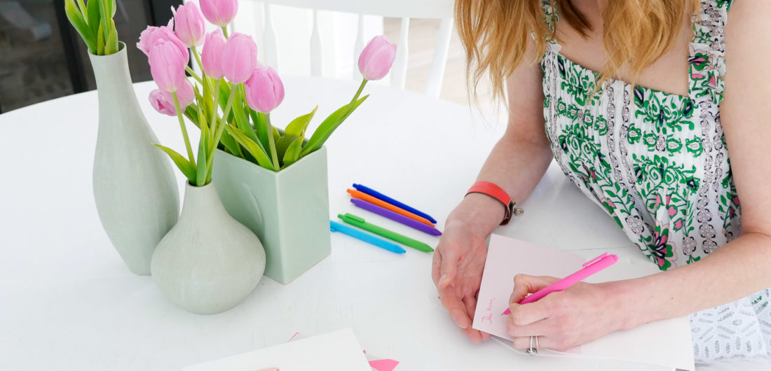 Eva Amurri Martino writes a personal message in the Hallmark Signature card she selected to gift her Mom on Mother's Day