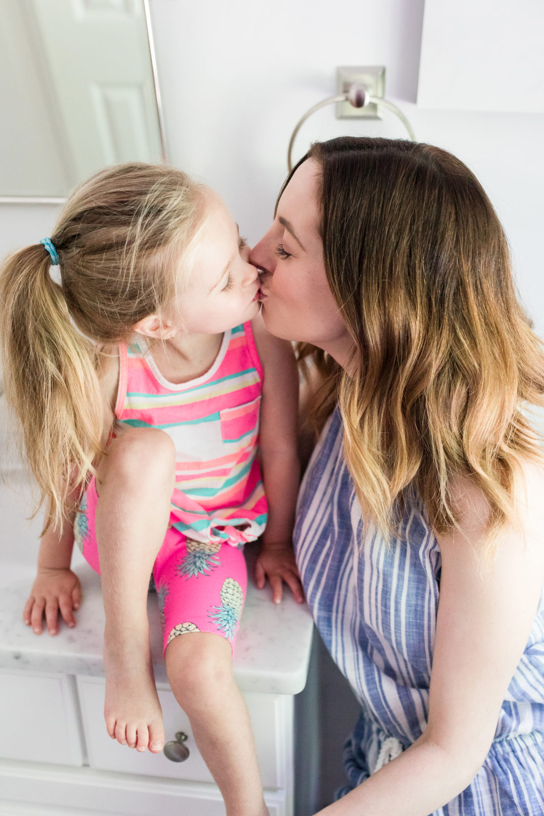 Eva Amurri Martino kisses her two year old daughter, Marlowe