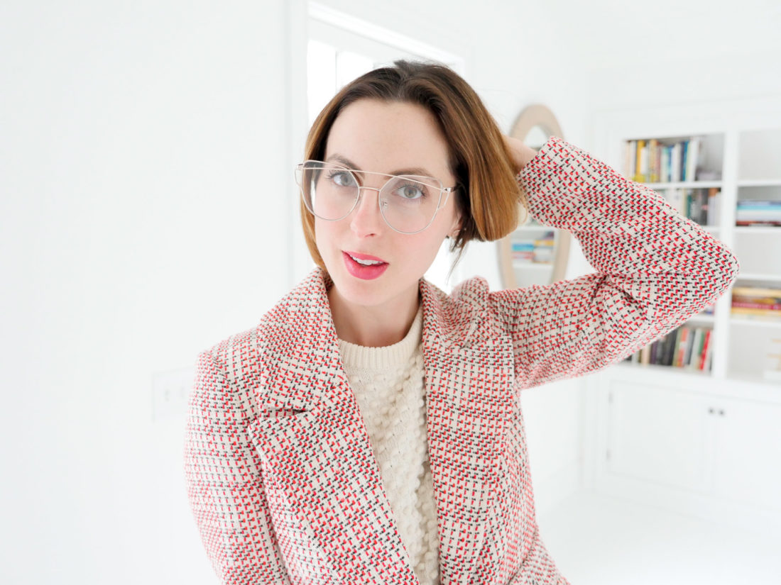 Eva Amurri martino wears a pair of gold-framed, clear