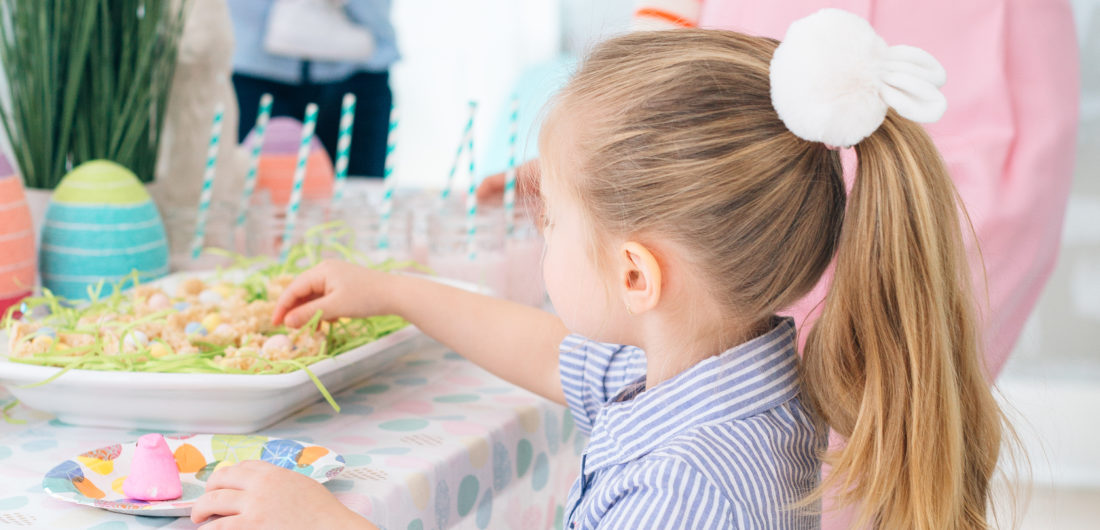 Eva Amurri Martino's daughter Marlowe reaches for treats at their annual Easter Egg Hunt in Connecticut