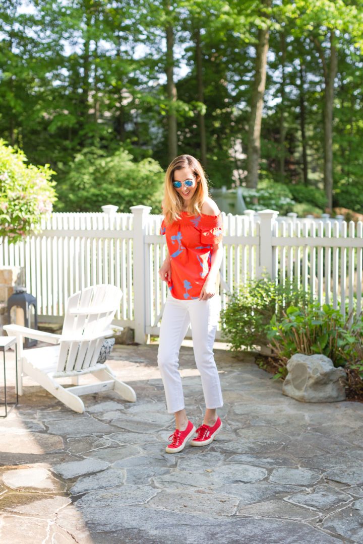 Eva Amurri Martino shows off her favorite white denim for summer in her backyard
