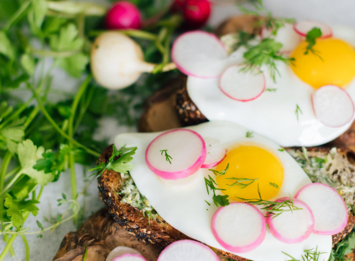 Eva Amurri Martino of REZTT shares her recipe for Egg Toasts for Mother's Day Brunch