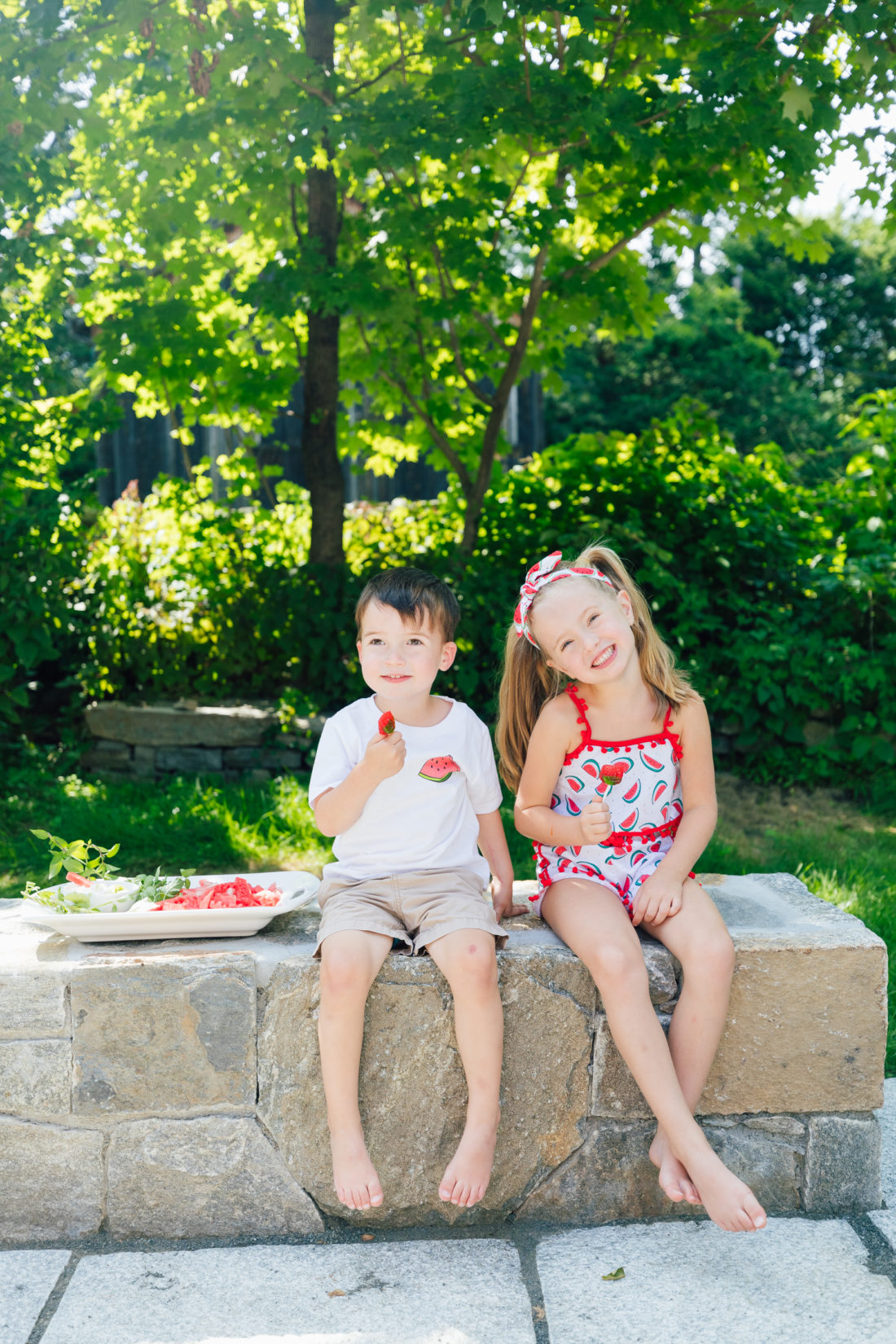 Eva Amurri Martino's daughter Marlowe and Major chow down on watermelon fries