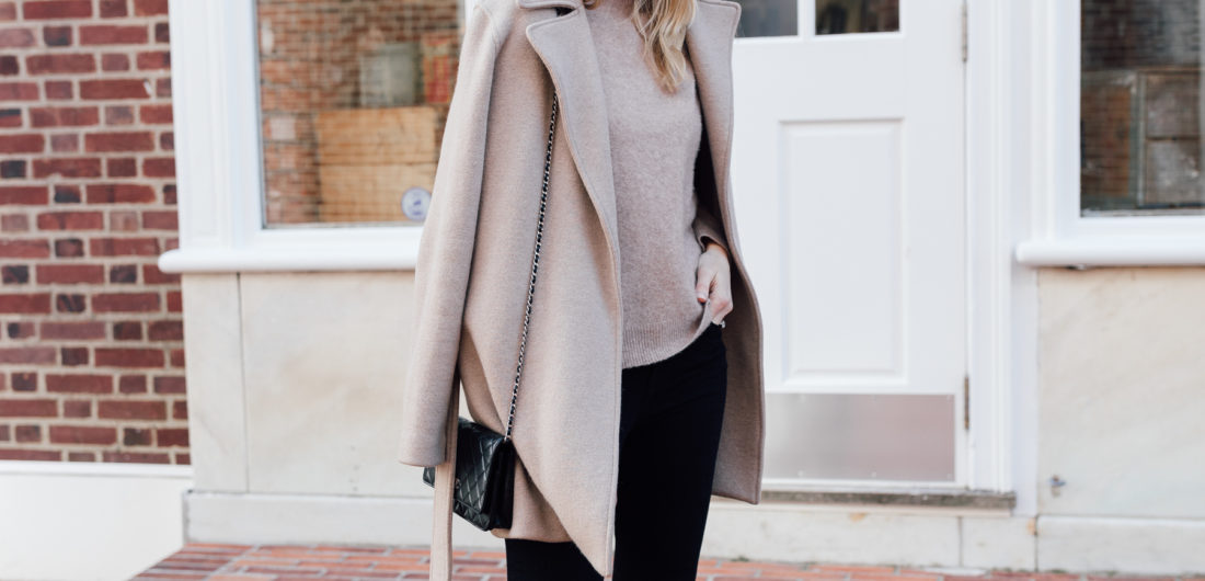 Guest Blogger Stephanie Trotta of the Girl Guide shares her tips for chic postpartum style