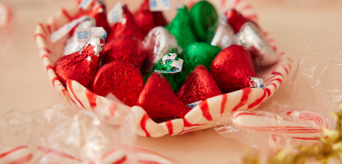 Eva Amurri shares her DIY Peppermint Bowls.