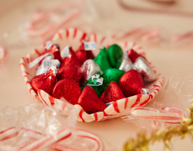 Eva Amurri shares her DIY Peppermint Bowls.