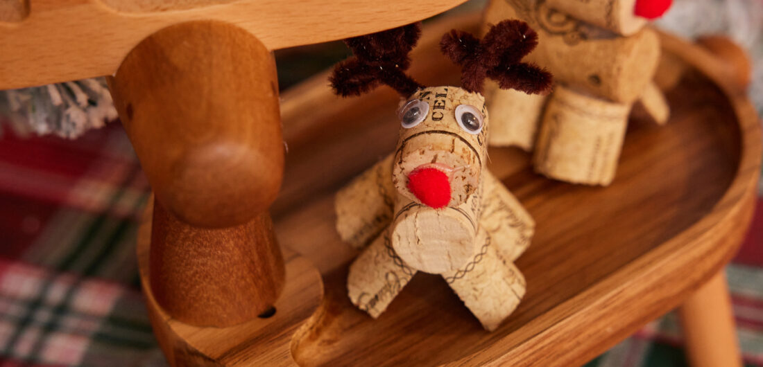 Eva Amurri shares her Reindeer Cork Craft